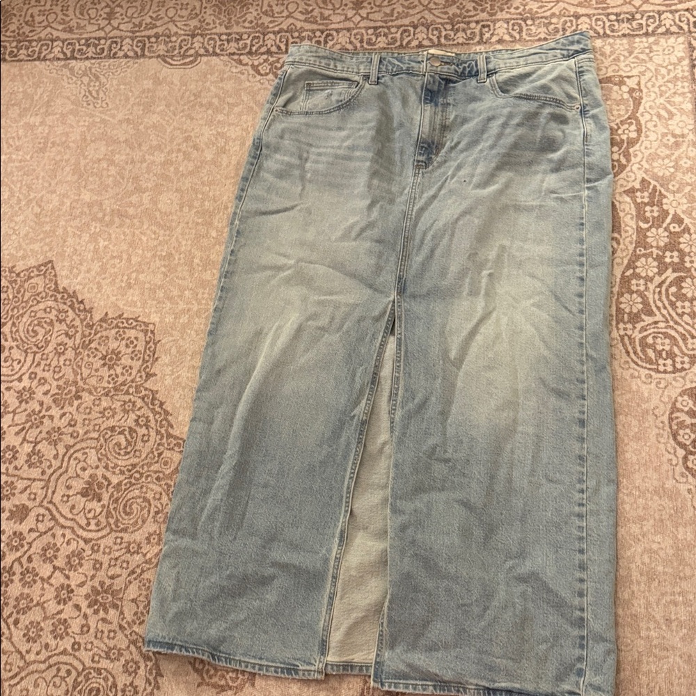 NWOT Universal Thread Denim A-Line Skirt - Blue